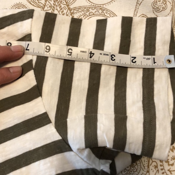 Used top by uniqlo size M - Picture 8 of 8